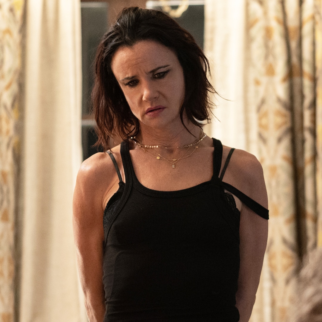 Juliette Lewis Teases New Actors In Yellowjackets Season 2 juliette-lewis-teases-new-actors-in-yellowjackets-season-2